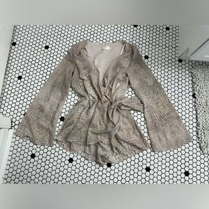 The jetset diaries sobek snakeskin print bell sleeve romper size medium